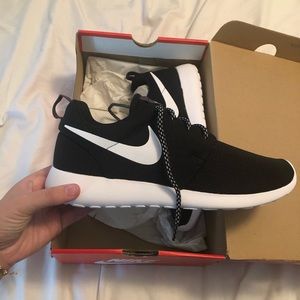 Women’s Nike Roshe One